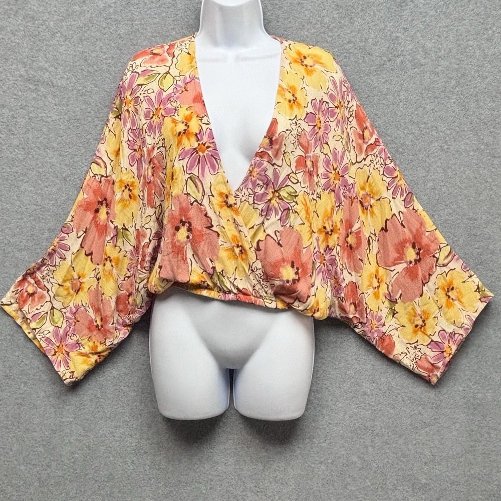 Sadie & Sage Floral Cropped Wrap Top Kimono Sleeves Size S/M Floral Hippie Boho